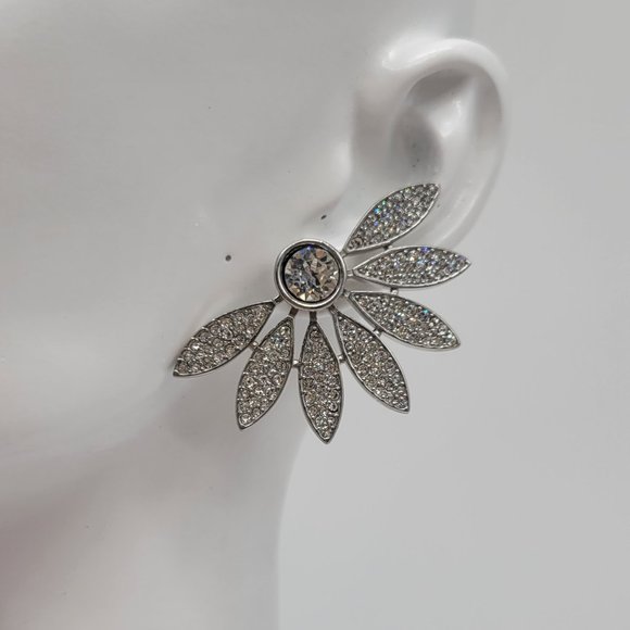 Burberry Mismatch Crystal Floral Dangle and Stud Set, Signed, NWT and Dust Bag - Picture 7 of 11